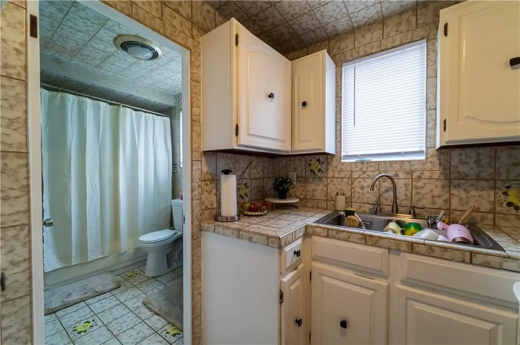 208 Sabin Street Pawtucket RI 02860