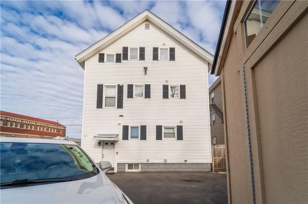 208 Sabin Street Pawtucket RI 02860
