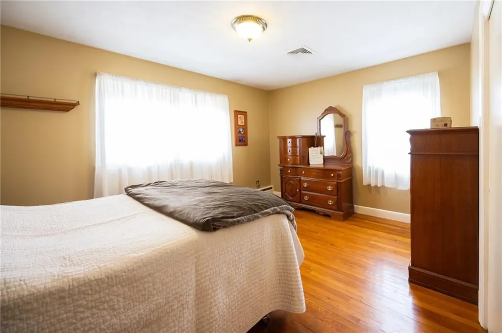 146 Edmond Drive Warwick RI 02886