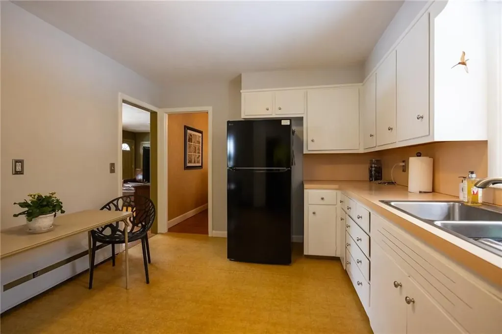 146 Edmond Drive Warwick RI 02886