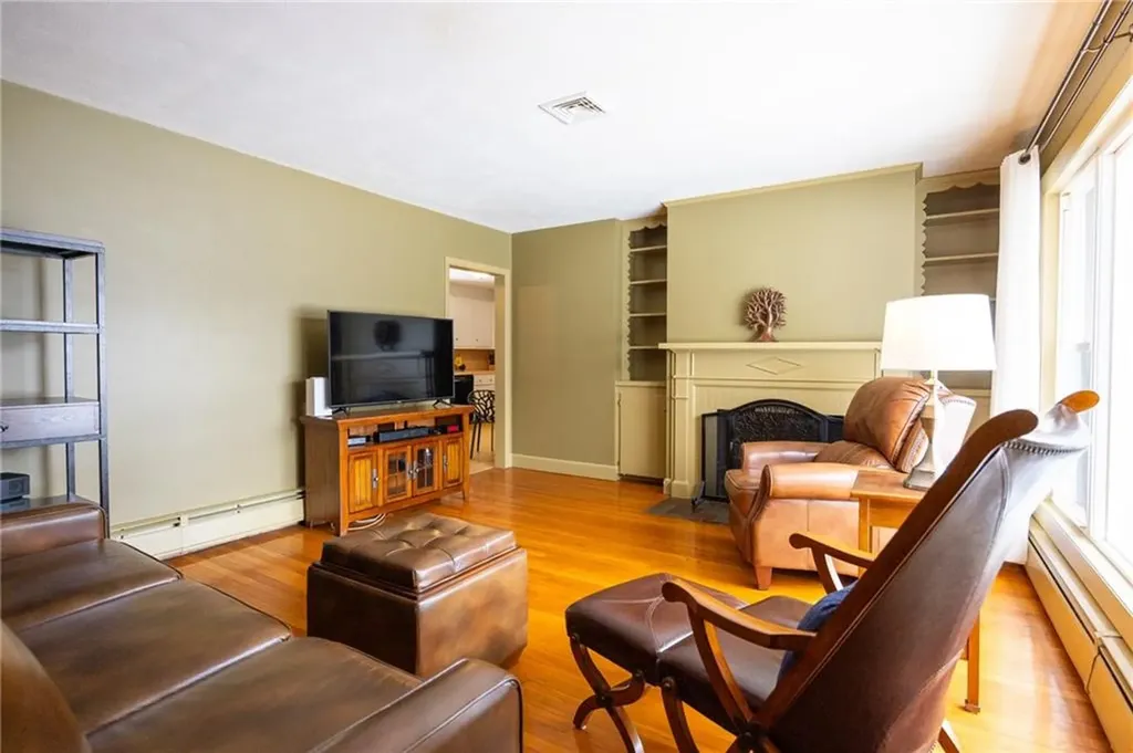 146 Edmond Drive Warwick RI 02886