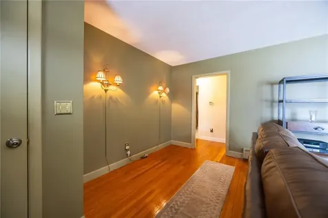 146 Edmond Drive Warwick RI 02886