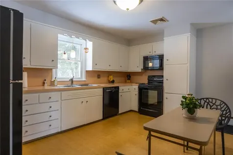 146 Edmond Drive Warwick RI 02886