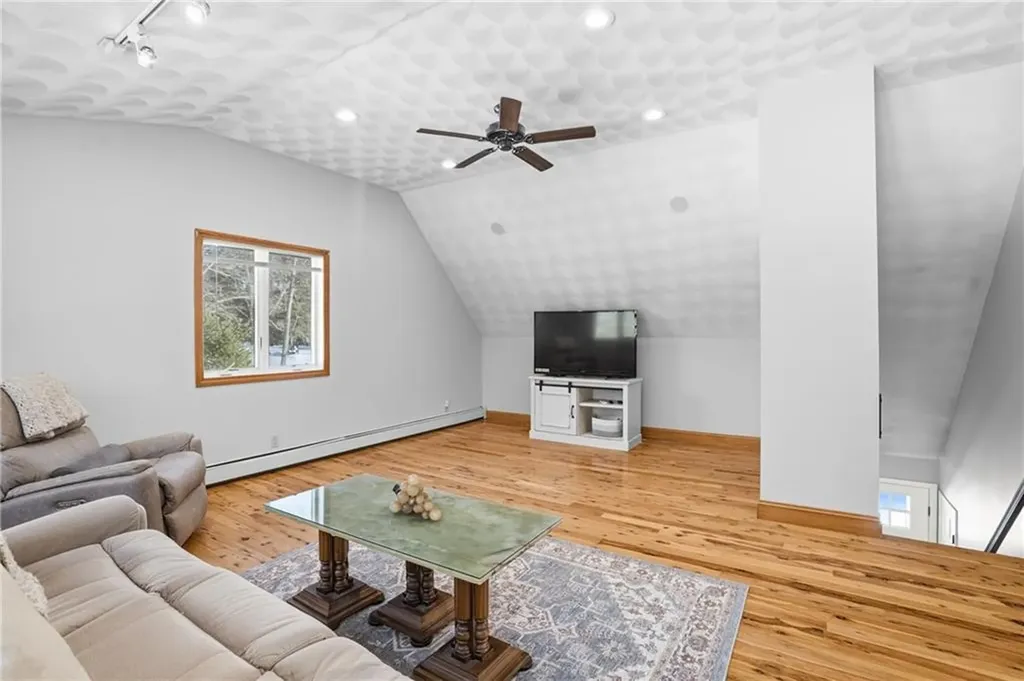 339 Hog House Hill Road Exeter RI 02822