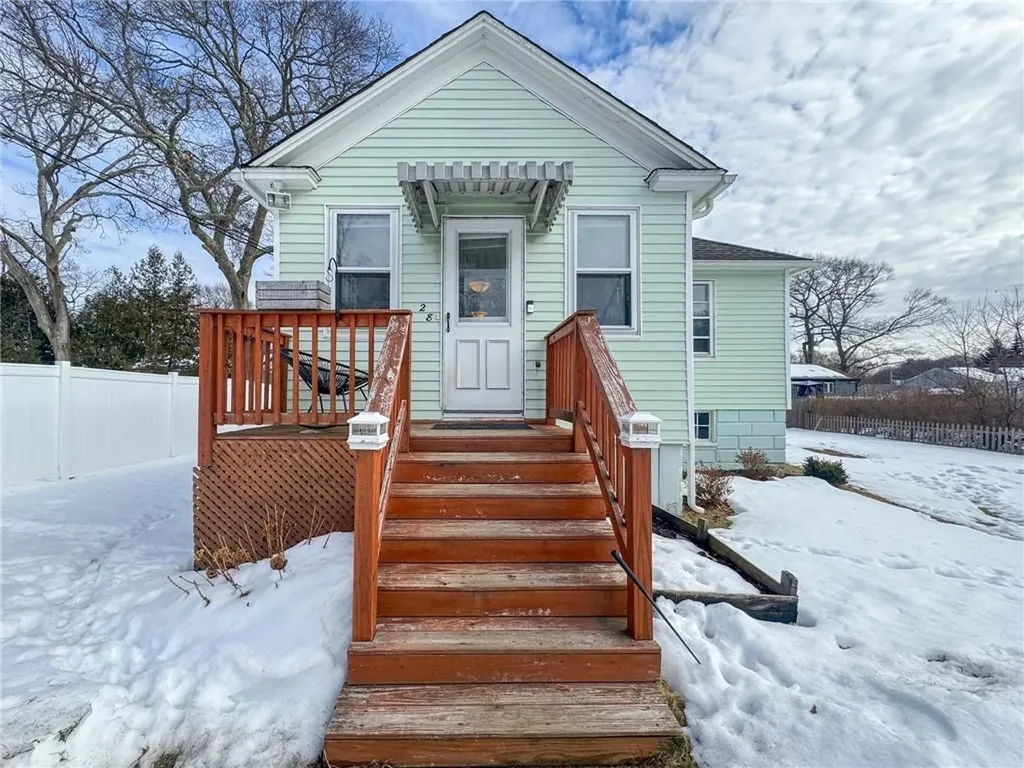 28 Burgess Drive Warwick RI 02886