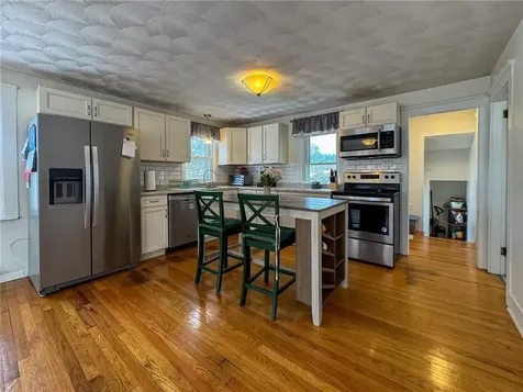 28 Burgess Drive Warwick RI 02886