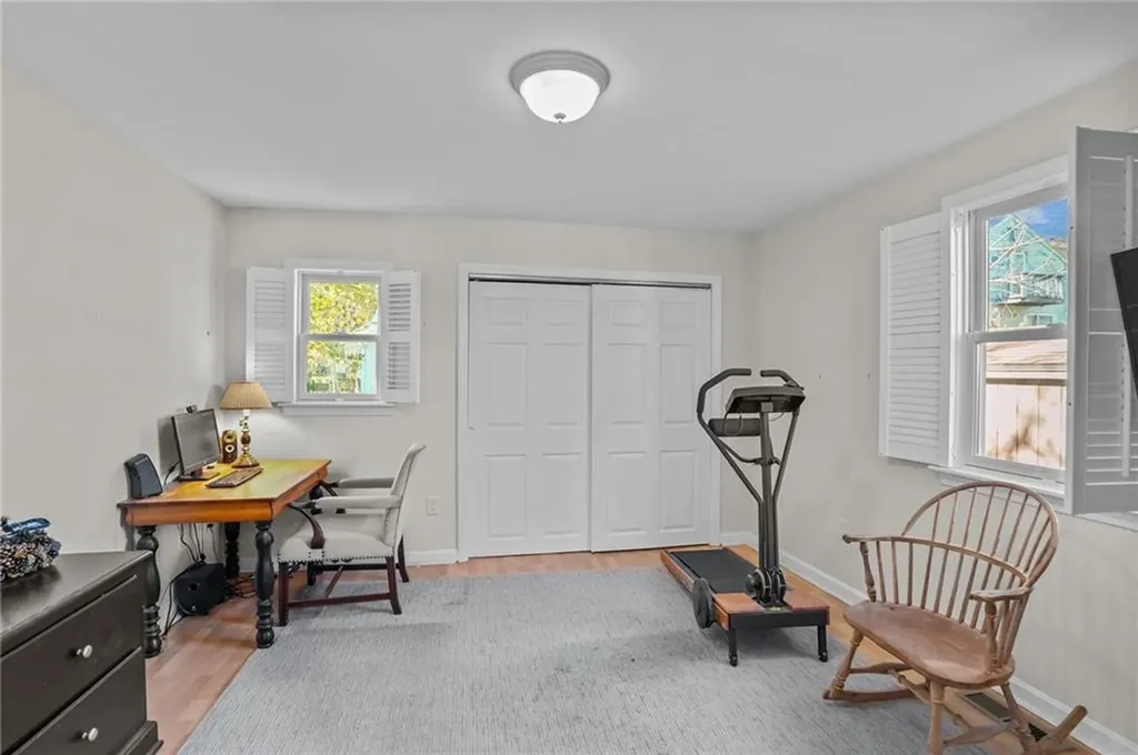 4 Read Avenue Warren RI 02885