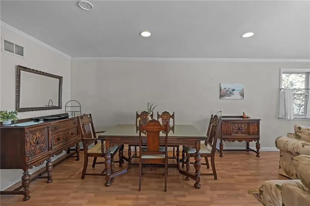 4 Read Avenue Warren RI 02885