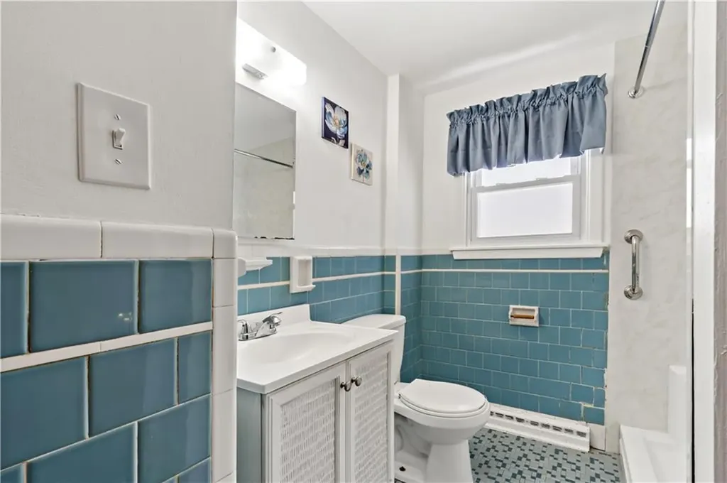 58 Swan Street East Providence RI 02914