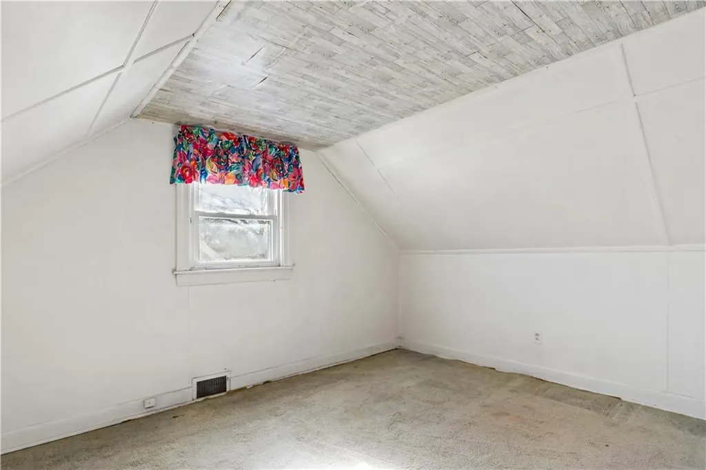 58 Swan Street East Providence RI 02914