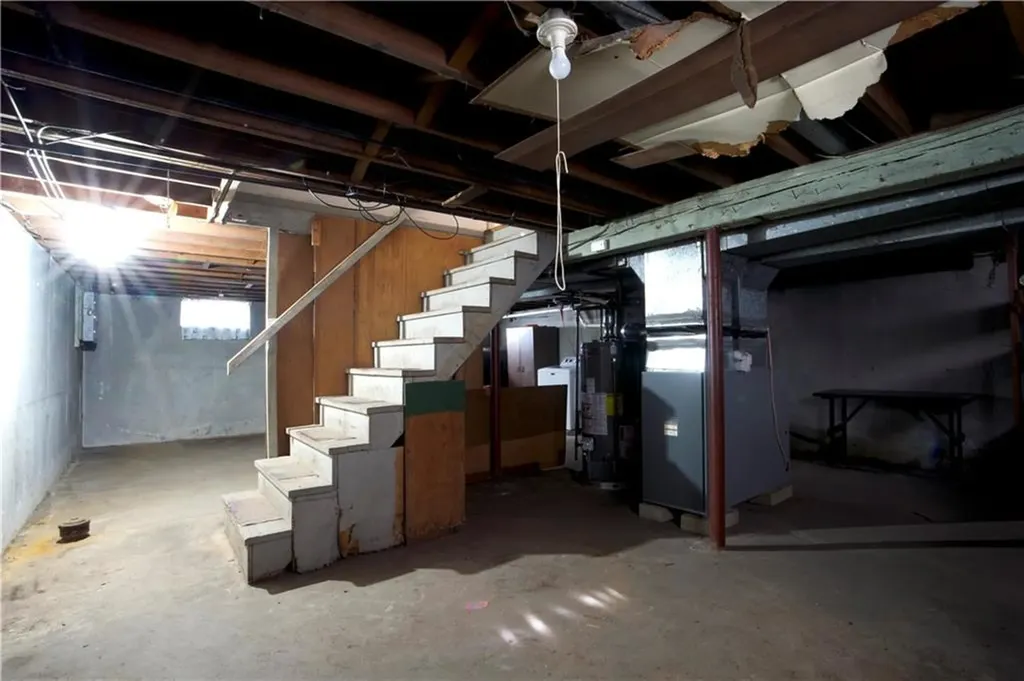 58 Swan Street East Providence RI 02914