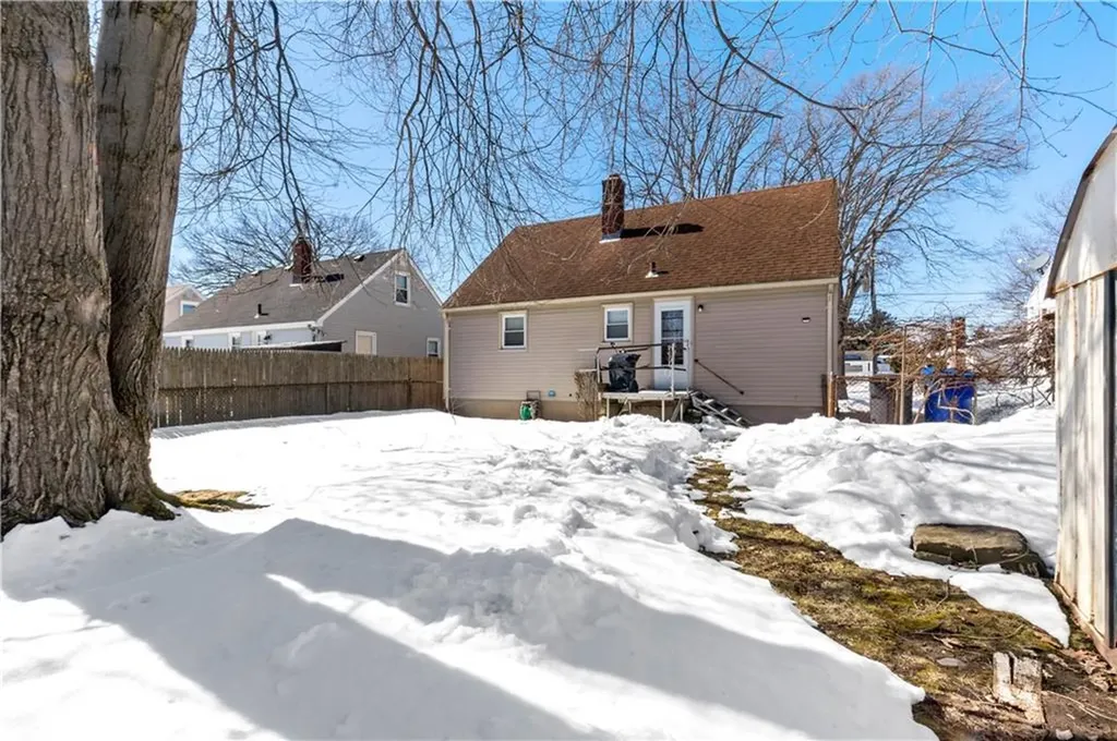 58 Swan Street East Providence RI 02914