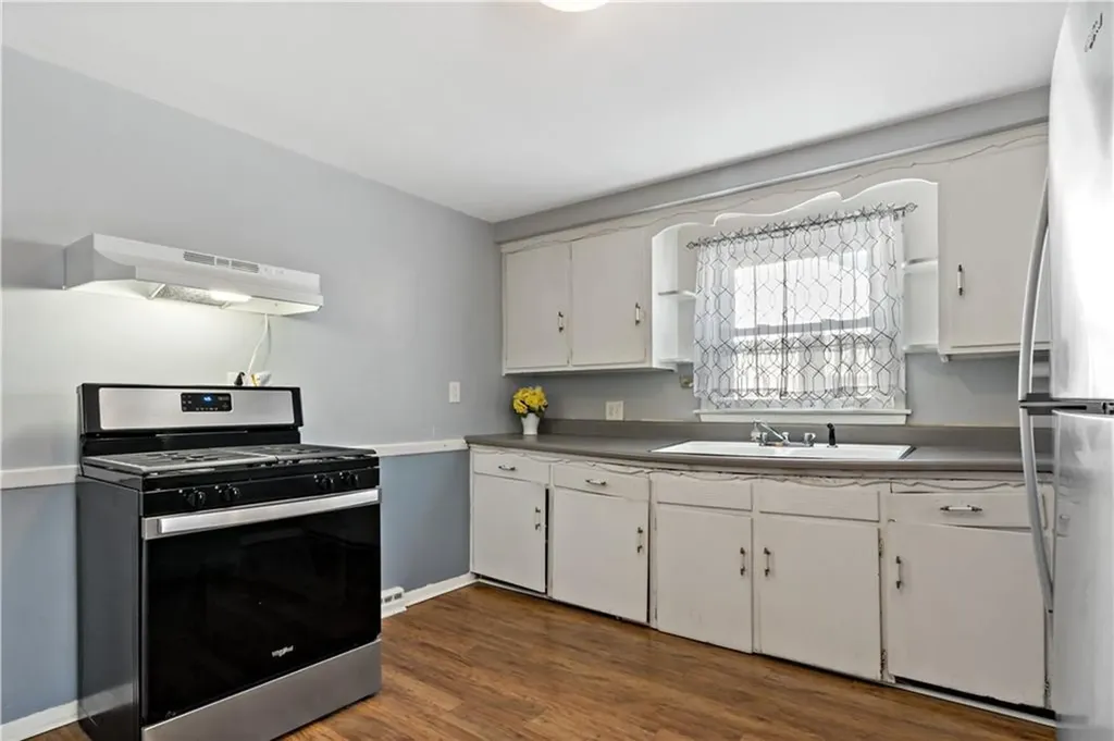 58 Swan Street East Providence RI 02914