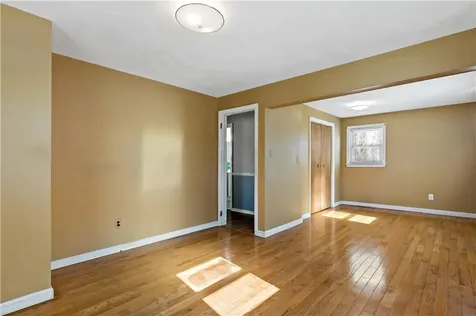 58 Swan Street East Providence RI 02914