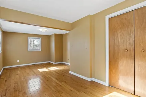 58 Swan Street East Providence RI 02914