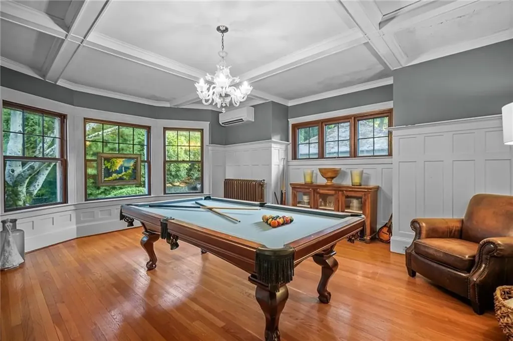 54 Highland Avenue Warwick RI 02886