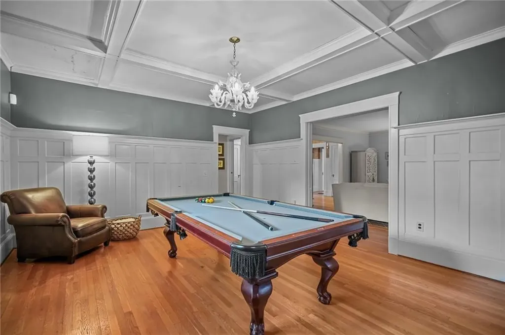 54 Highland Avenue Warwick RI 02886