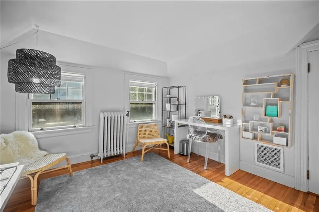 54 Highland Avenue Warwick RI 02886