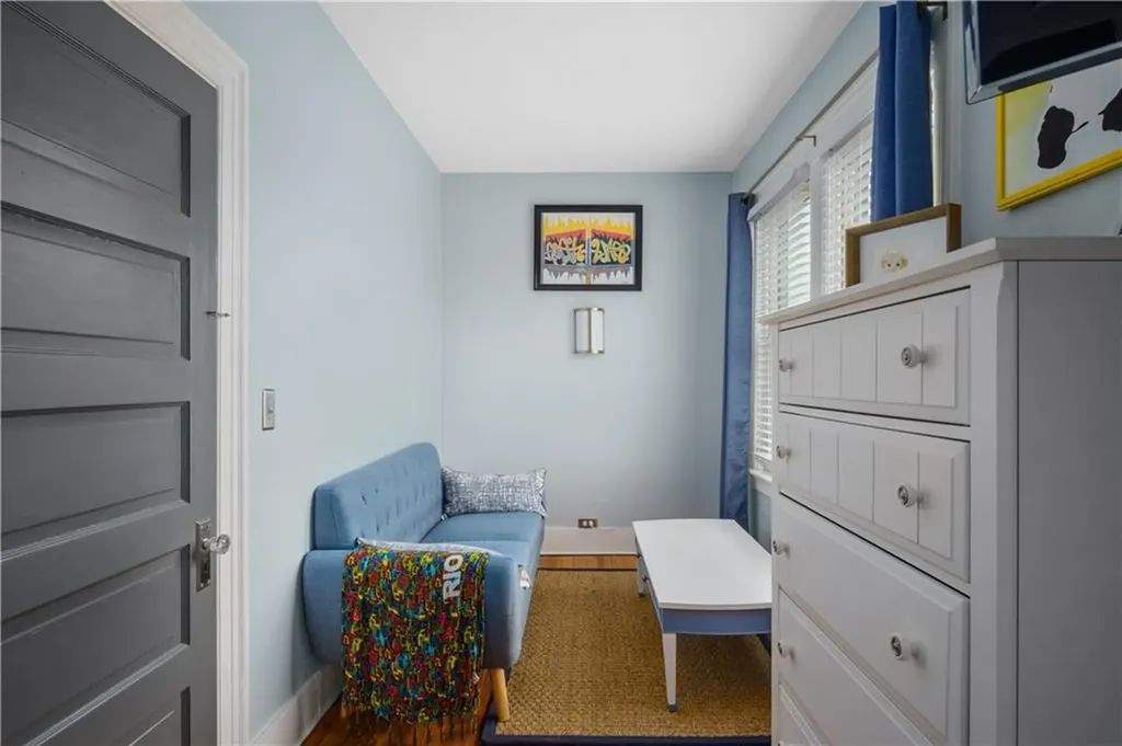 209 3rd Street Newport RI 02840