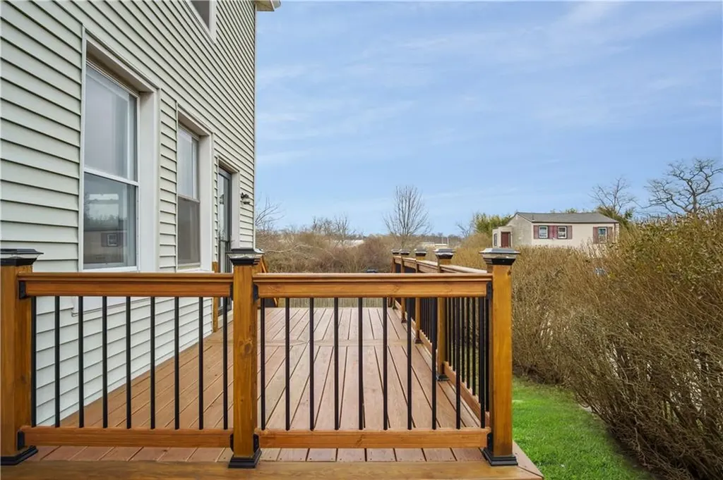 209 3rd Street Newport RI 02840