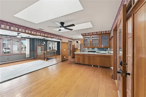 80 West View Avenue Cranston RI 02920