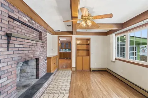 80 West View Avenue Cranston RI 02920