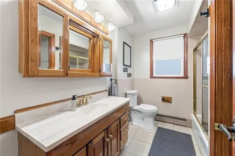 80 West View Avenue Cranston RI 02920