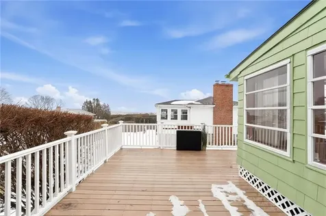 80 West View Avenue Cranston RI 02920