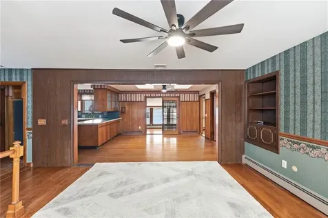 80 West View Avenue Cranston RI 02920