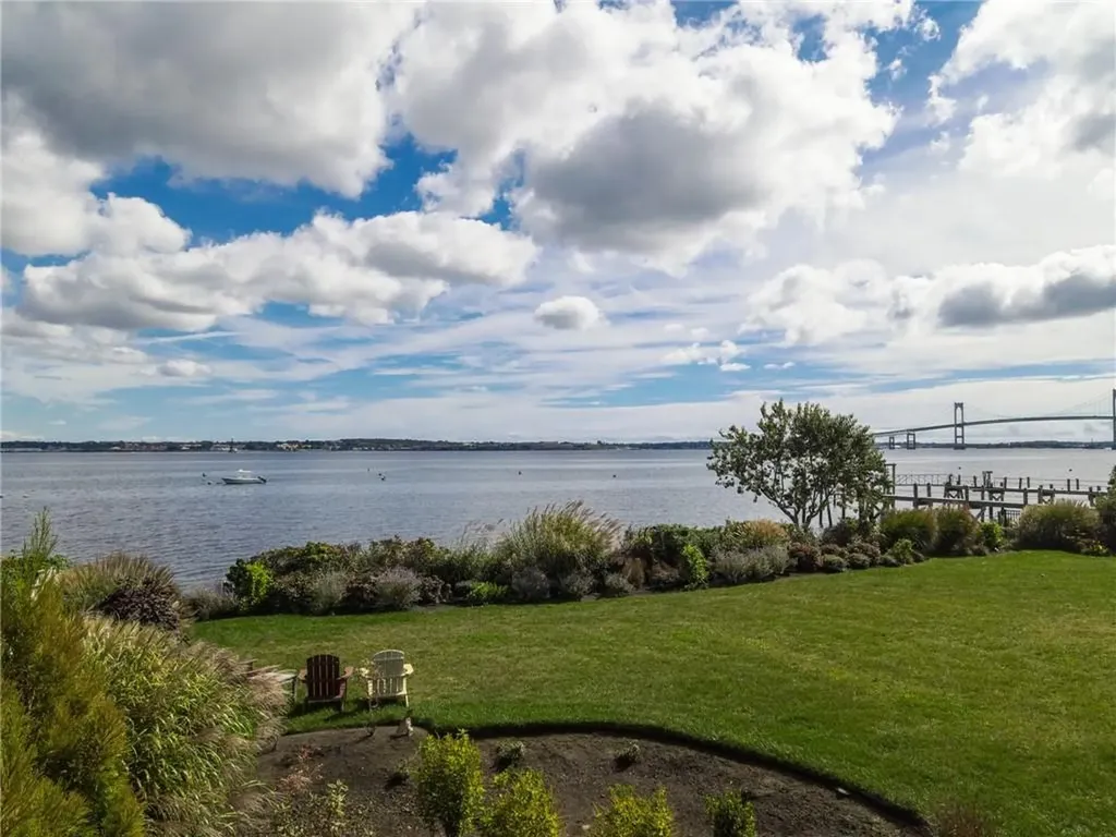 10 Coulter Street Jamestown RI 02835