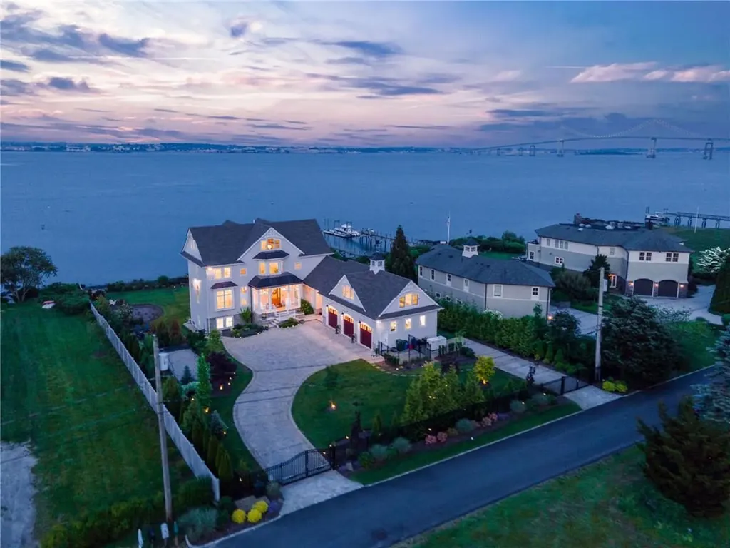 10 Coulter Street Jamestown RI 02835