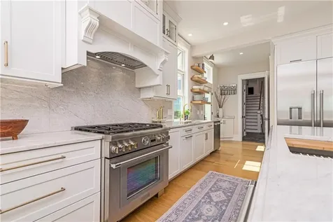 10 Coulter Street Jamestown RI 02835