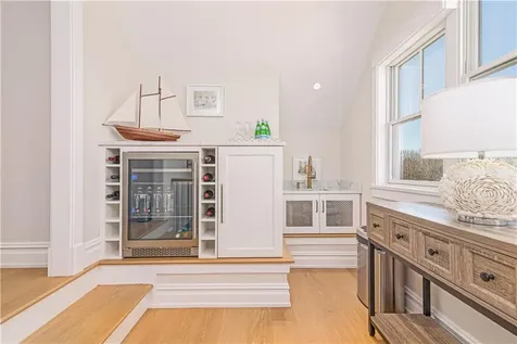 10 Coulter Street Jamestown RI 02835