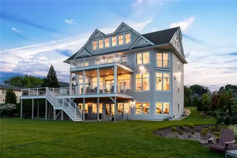 10 Coulter Street Jamestown RI 02835