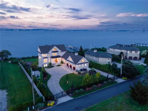 10 Coulter Street Jamestown RI 02835