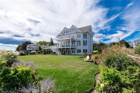 10 Coulter Street Jamestown RI 02835