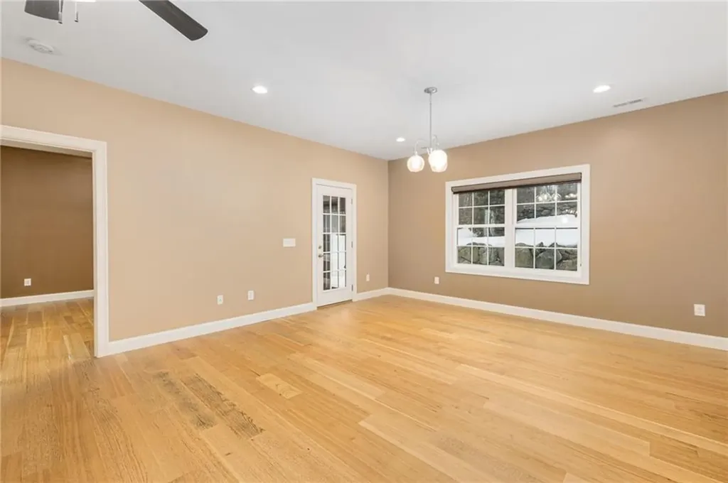 550 Wakefield Street West Warwick RI 02893