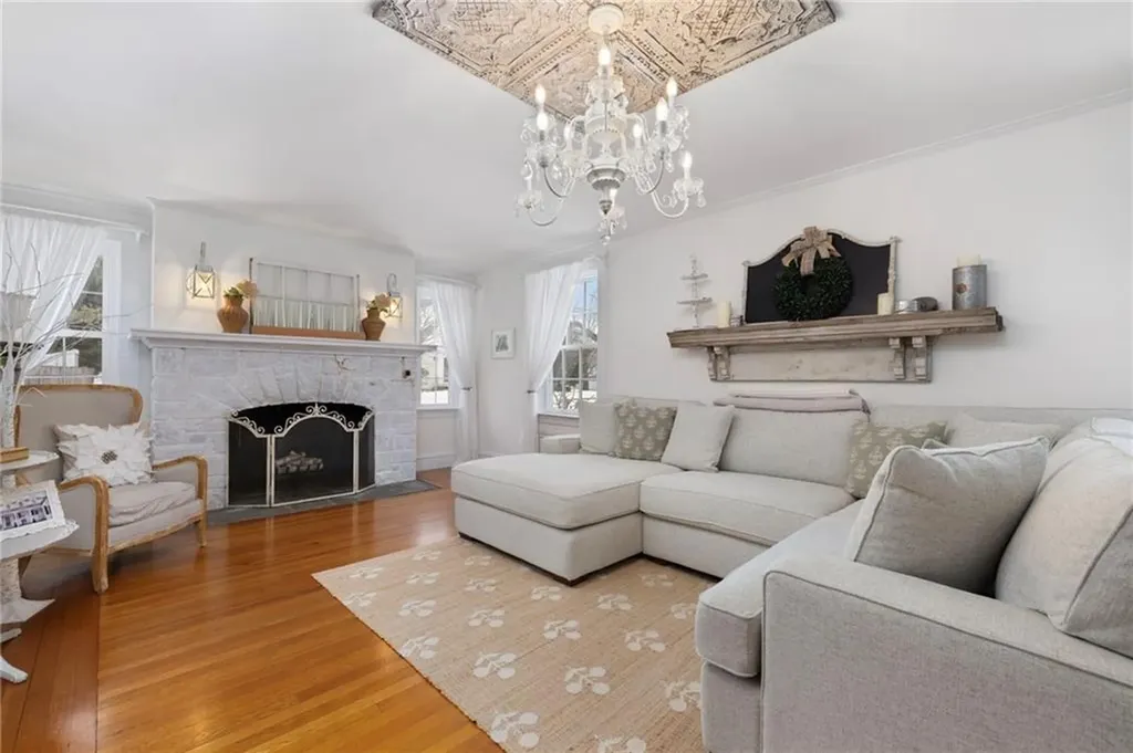 34 North Country Club Drive Warwick RI 02888