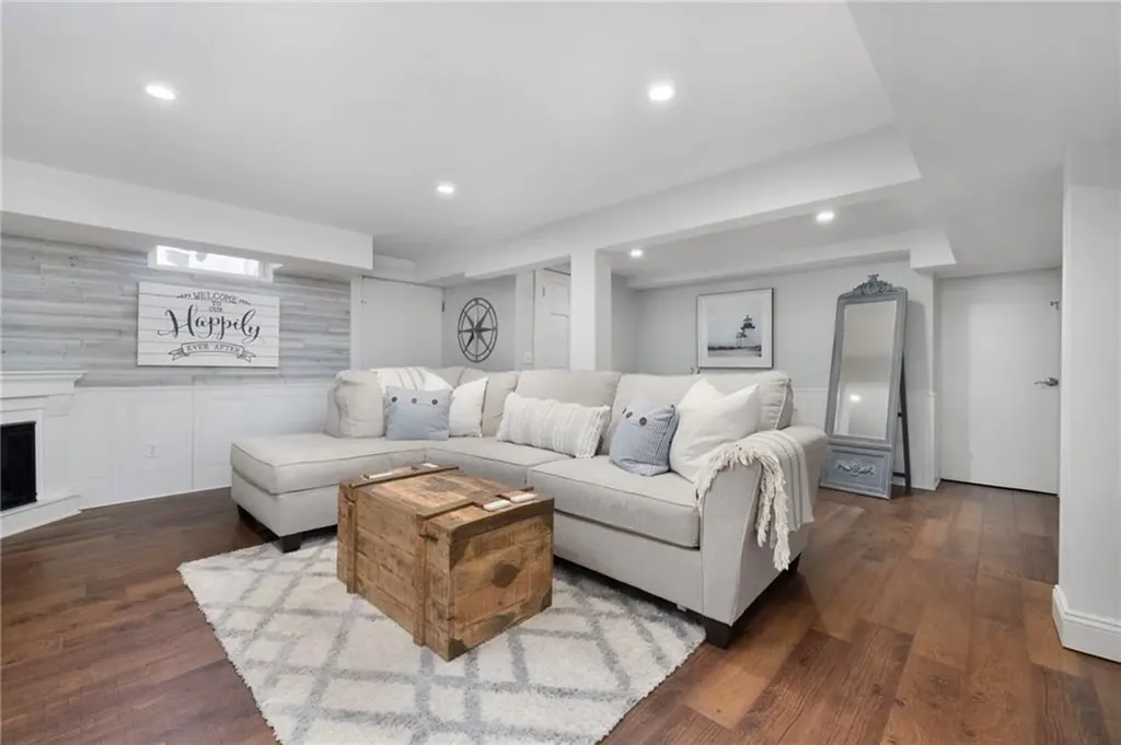 34 North Country Club Drive Warwick RI 02888