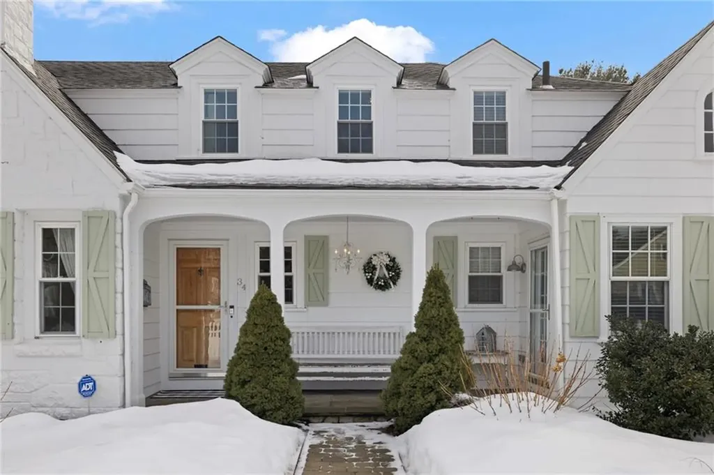 34 North Country Club Drive Warwick RI 02888