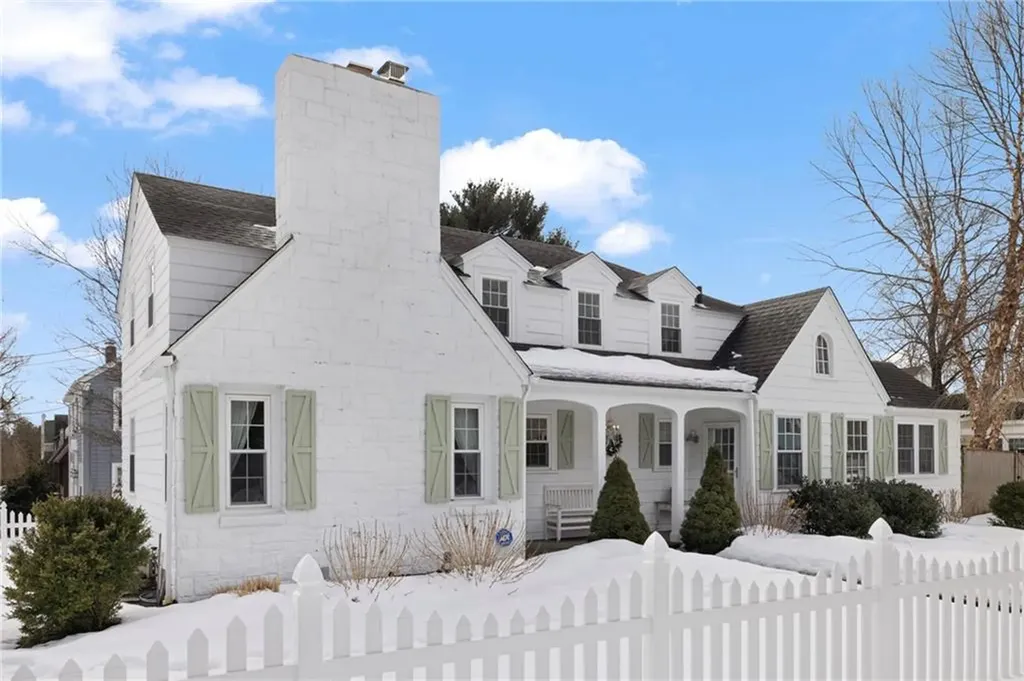 34 North Country Club Drive Warwick RI 02888