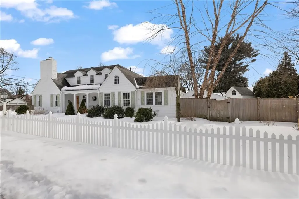 34 North Country Club Drive Warwick RI 02888