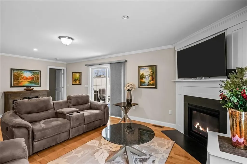 2 Justin Circle Smithfield RI 02917