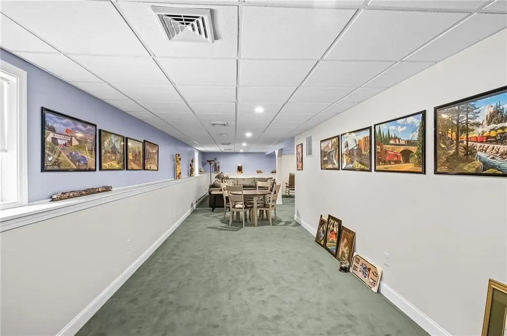 2 Justin Circle Smithfield RI 02917