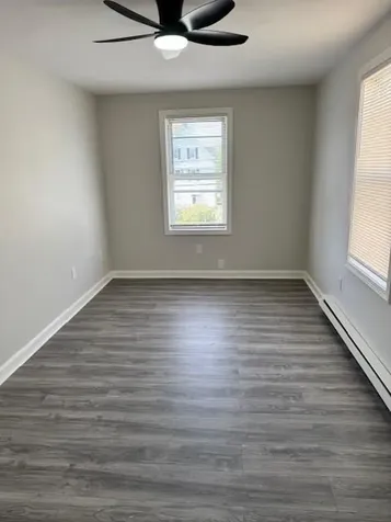 40 Bourne Street Bristol RI 02809