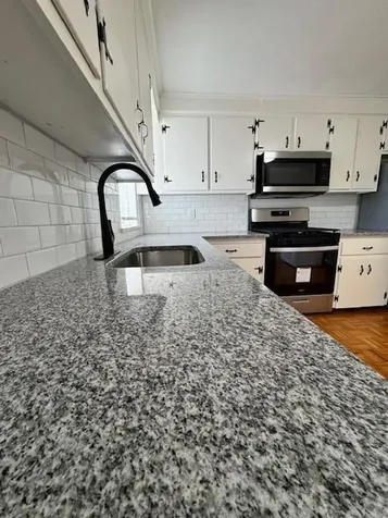 40 Bourne Street Bristol RI 02809