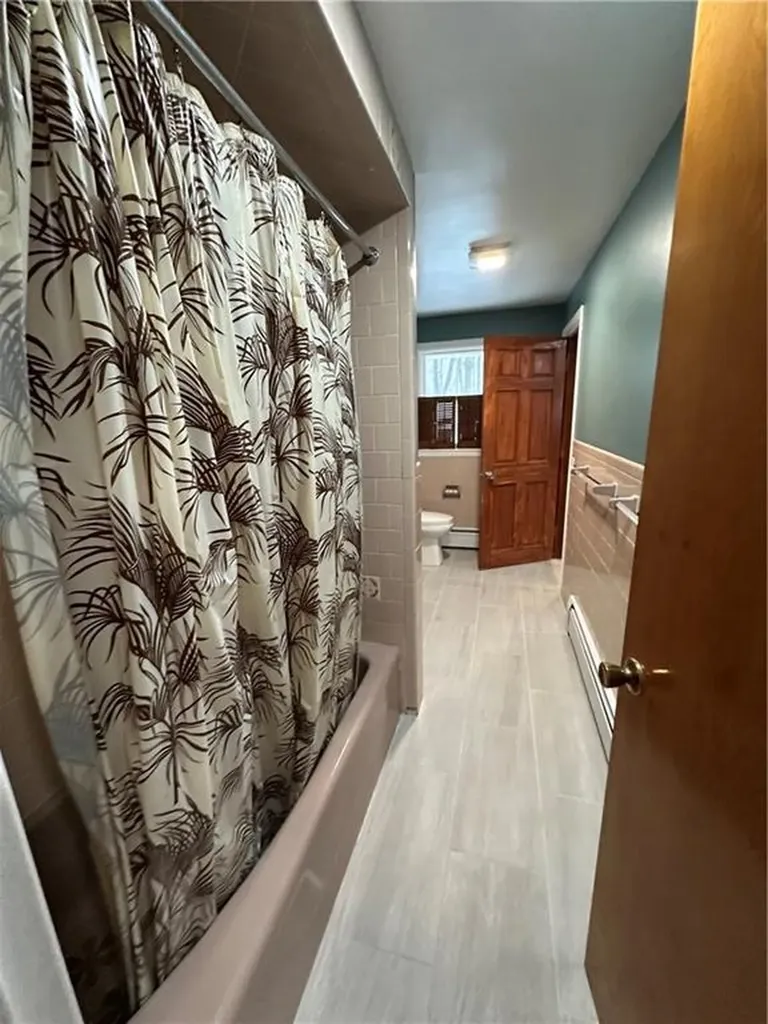 41 Hartford Pike Foster RI 02825