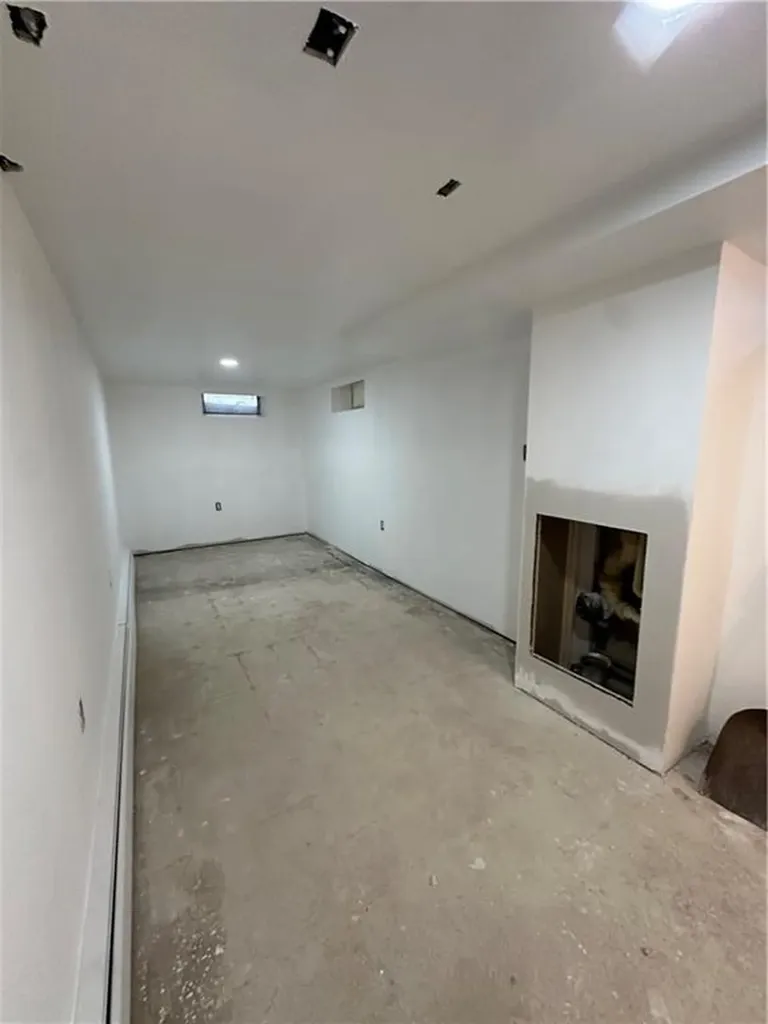 41 Hartford Pike Foster RI 02825