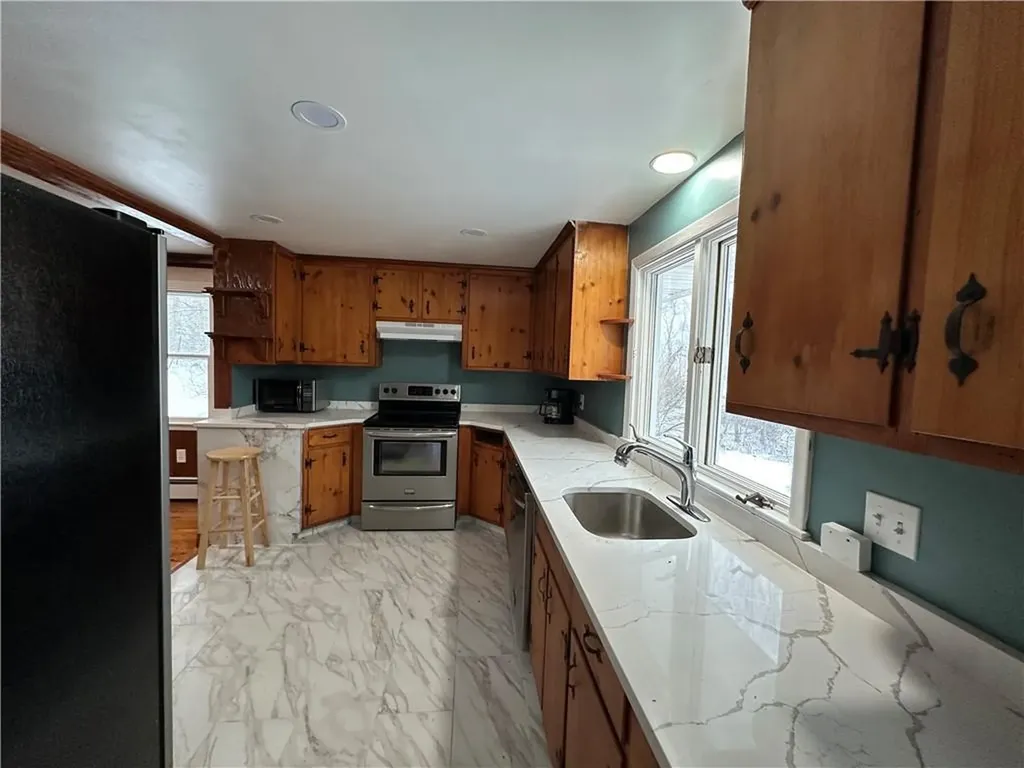 41 Hartford Pike Foster RI 02825