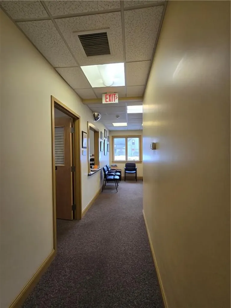 2871 Post Road Warwick RI 02886